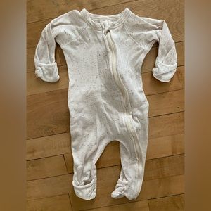 Goumi Zipper Sleeper in Speckled Oat, Size: 0-3 months
